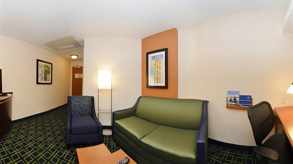 Fairfield Inn & Suites Santa Cruz - Capitola Kültér fotó