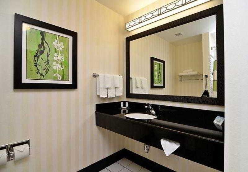 Fairfield Inn & Suites Santa Cruz - Capitola Kültér fotó
